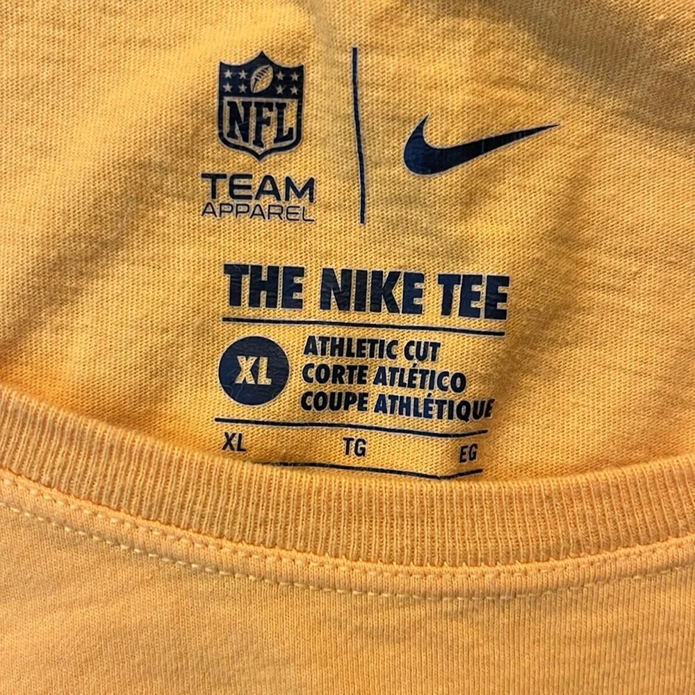 Nike Green Bay Packers NFL Tee Shirt XL Yellow Gold Cotton